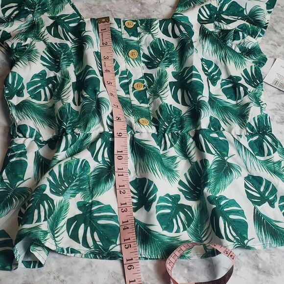 NWT 5 Style Tropical Green Top - Picture 7 of 9